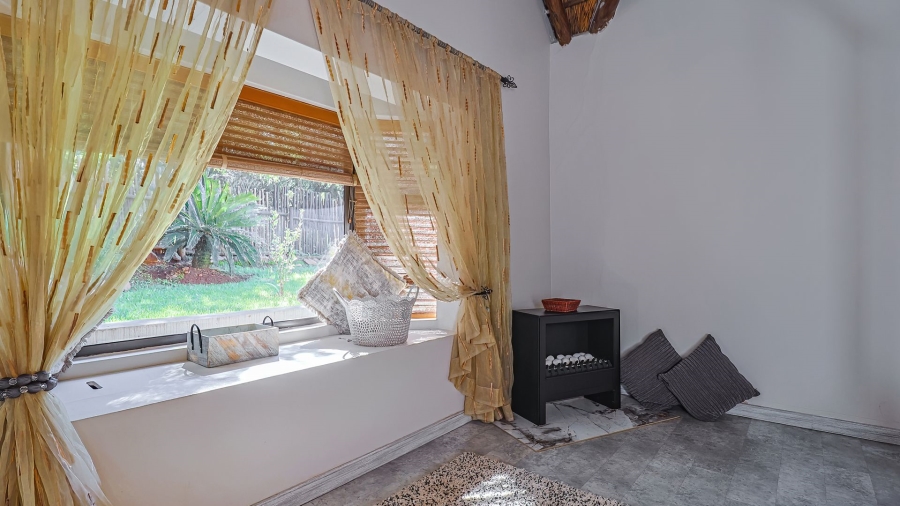 5 Bedroom Property for Sale in Kshane North West
